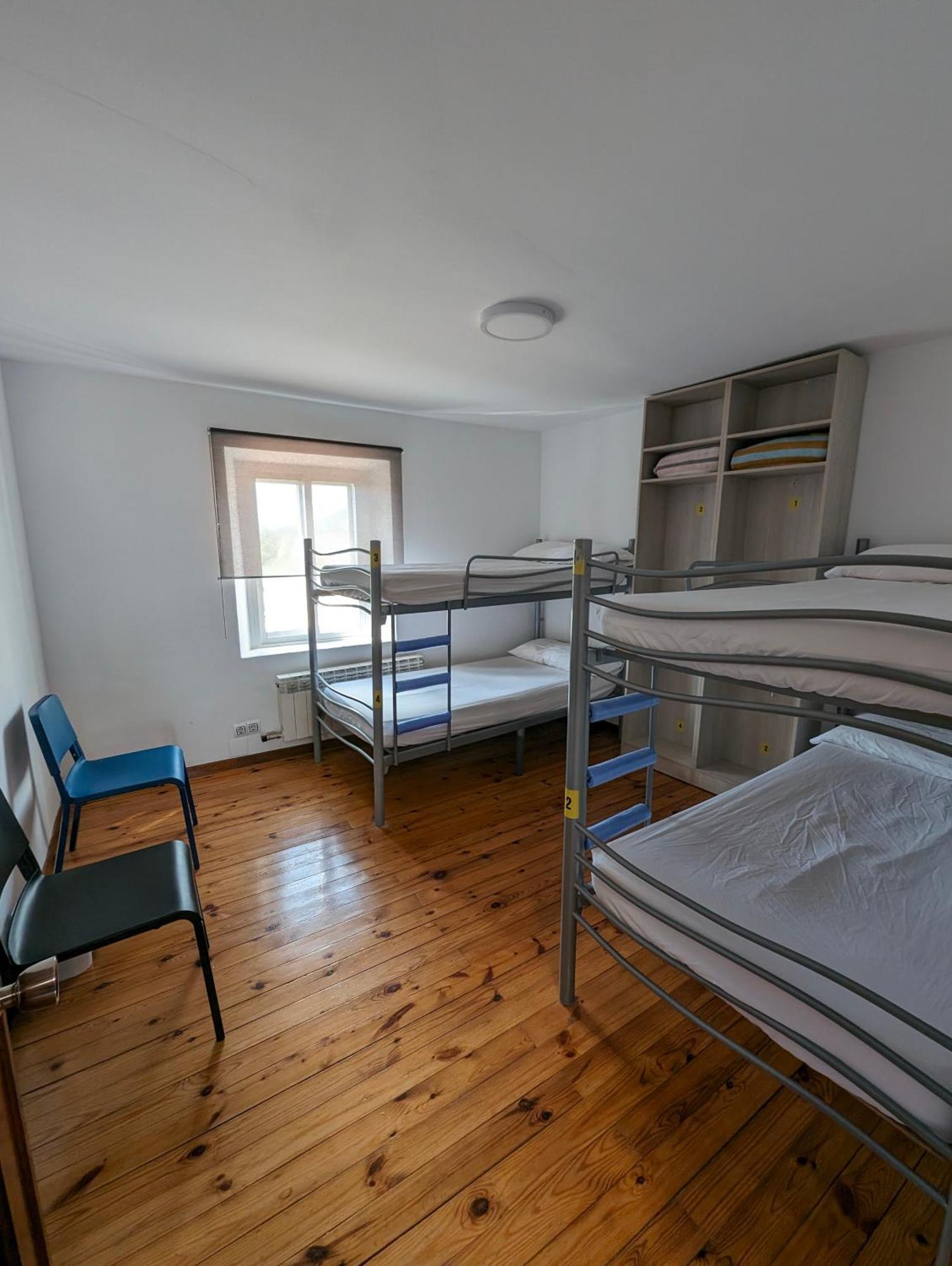 Albergue El Alfar/Pilgrim Hostel Hornillos del Camino Esterno foto