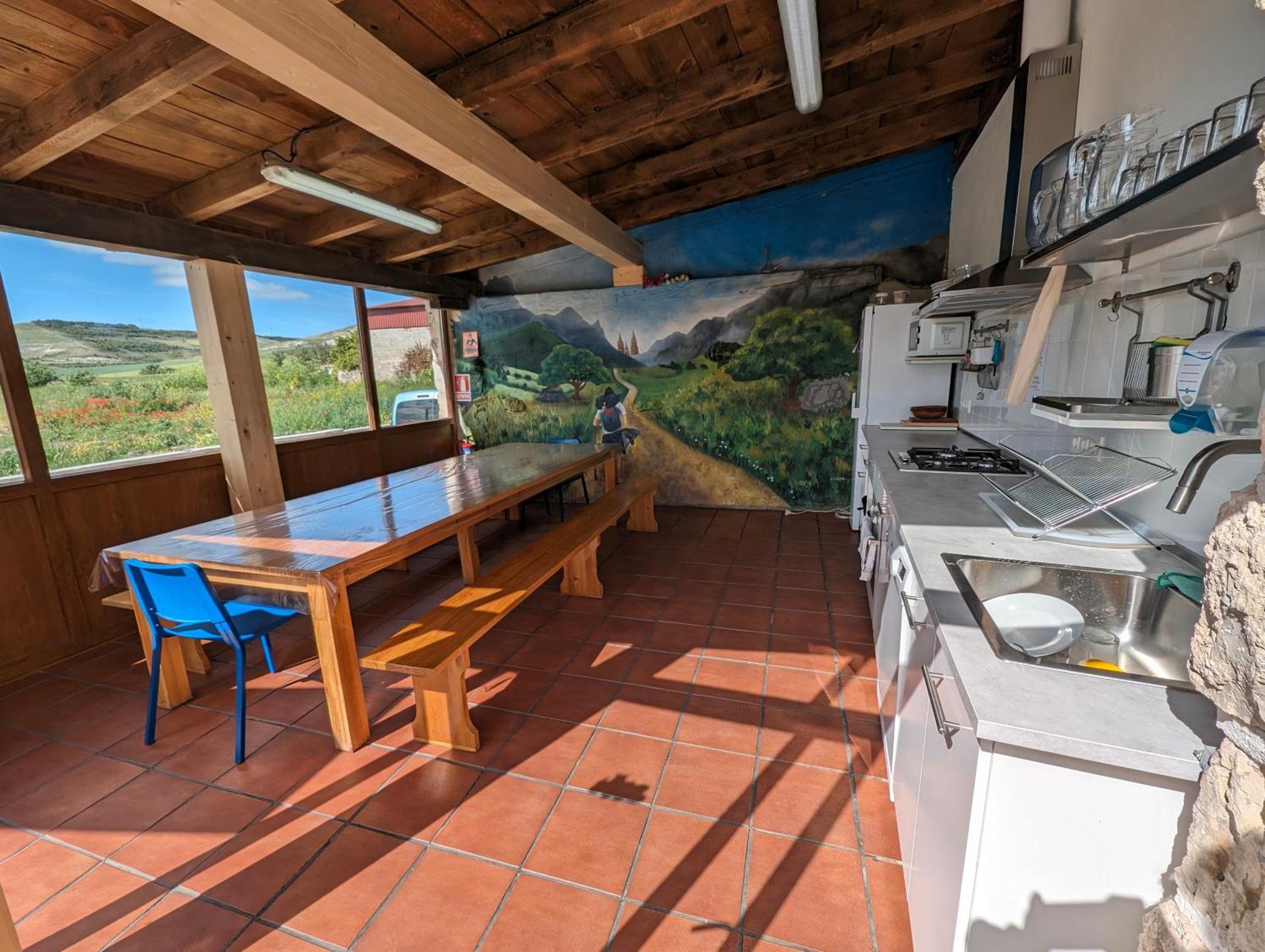 Albergue El Alfar/Pilgrim Hostel Hornillos del Camino Esterno foto